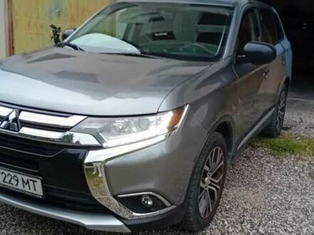 Мицубиси Аутлендер 2017 в Одессе на Automoto.ua Серый Мицубиси Аутлендер, объемом двигателя 2.36 л и пробегом 91 тыс. км за 14500 $, фото 1 на Automoto.ua