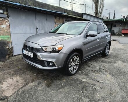 Серый Мицубиси Аутлендер, объемом двигателя 2.4 л и пробегом 186 тыс. км за 8800 $, фото 1 на Automoto.ua