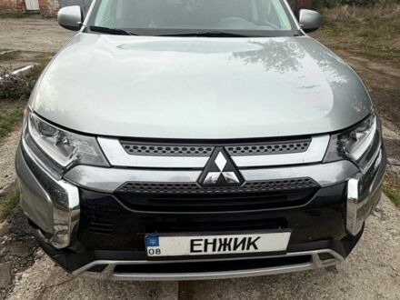 Сірий Міцубісі Аутлендер, об'ємом двигуна 2.4 л та пробігом 69 тис. км за 17499 $, фото 1 на Automoto.ua