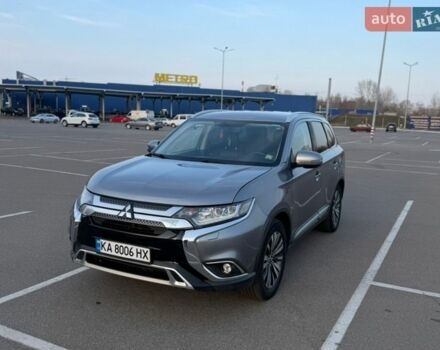 Сірий Міцубісі Аутлендер, об'ємом двигуна 2.4 л та пробігом 174 тис. км за 16900 $, фото 1 на Automoto.ua