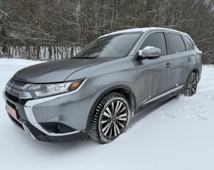 Серый Мицубиси Аутлендер, объемом двигателя 2.4 л и пробегом 172 тыс. км за 16700 $, фото 1 на Automoto.ua