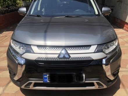Мицубиси Аутлендер 2019 в Одессе на Automoto.ua Серый Мицубиси Аутлендер, объемом двигателя 2.4 л и пробегом 130 тыс. км за 17000 $, фото 1 на Automoto.ua