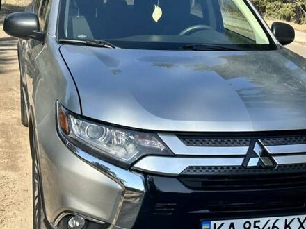 Мицубиси Аутлендер 2019 в Киеве на Automoto.ua Серый Мицубиси Аутлендер, объемом двигателя 2.36 л и пробегом 112 тыс. км за 14500 $, фото 1 на Automoto.ua