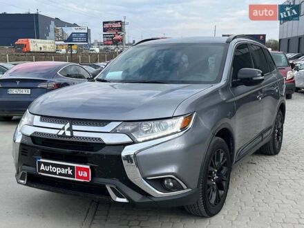 Мицубиси Аутлендер 2019 в Львове на Automoto.ua Серый Мицубиси Аутлендер, объемом двигателя 2.4 л и пробегом 93 тыс. км за 18300 $, фото 1 на Automoto.ua