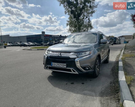 Сірий Міцубісі Аутлендер, об'ємом двигуна 2.36 л та пробігом 160 тис. км за 16200 $, фото 1 на Automoto.ua
