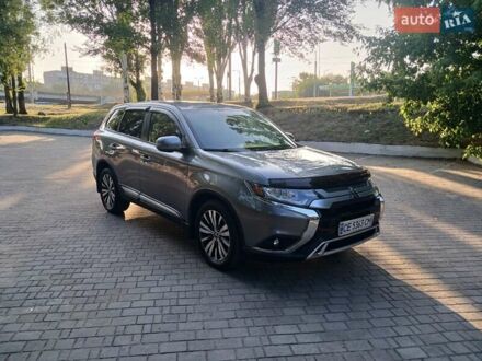 Міцубісі Аутлендер 2019 у Дніпро (Дніпропетровську) на Automoto.ua Сірий Міцубісі Аутлендер, об'ємом двигуна 2.36 л та пробігом 130 тис. км за 16200 $, фото 1 на Automoto.ua