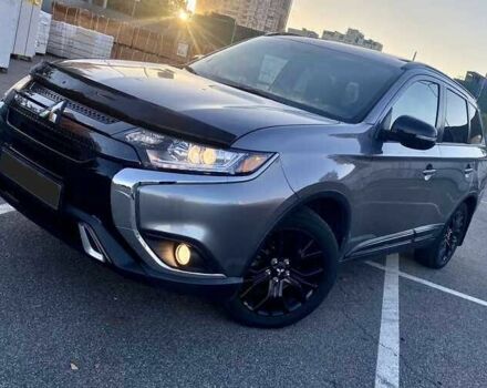 Сірий Міцубісі Аутлендер, об'ємом двигуна 2.4 л та пробігом 93 тис. км за 14600 $, фото 1 на Automoto.ua