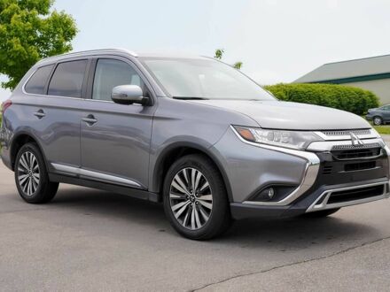 Мицубиси Аутлендер 2019 в Днепре (Днепропетровске) на Automoto.ua Серый Мицубиси Аутлендер, объемом двигателя 2.4 л и пробегом 60 тыс. км за 4000 $, фото 1 на Automoto.ua
