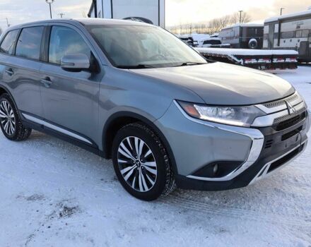 Серый Мицубиси Аутлендер, объемом двигателя 2.4 л и пробегом 38 тыс. км за 9300 $, фото 1 на Automoto.ua