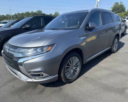 Серый Мицубиси Аутлендер, объемом двигателя 2 л и пробегом 37 тыс. км за 16800 $, фото 1 на Automoto.ua