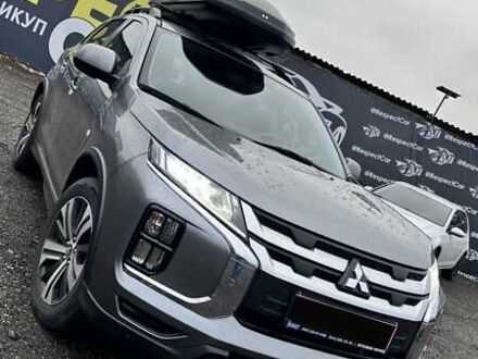 Сірий Міцубісі Аутлендер, об'ємом двигуна 2 л та пробігом 70 тис. км за 16899 $, фото 1 на Automoto.ua