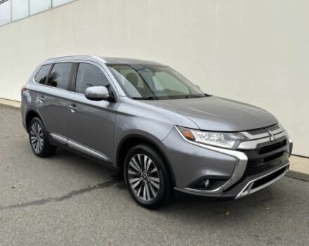 Серый Мицубиси Аутлендер, объемом двигателя 2.4 л и пробегом 47 тыс. км за 8000 $, фото 1 на Automoto.ua