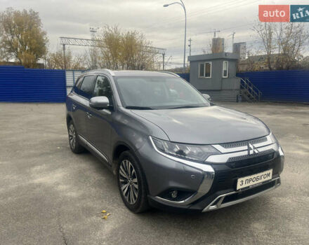 Сірий Міцубісі Аутлендер, об'ємом двигуна 2.4 л та пробігом 99 тис. км за 22900 $, фото 1 на Automoto.ua