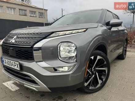 Серый Мицубиси Аутлендер, объемом двигателя 2.49 л и пробегом 57 тыс. км за 25290 $, фото 1 на Automoto.ua