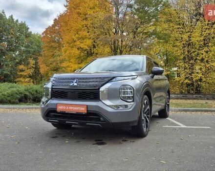 Сірий Міцубісі Аутлендер, об'ємом двигуна 2.49 л та пробігом 128 тис. км за 22700 $, фото 1 на Automoto.ua