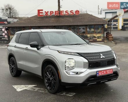 Сірий Міцубісі Аутлендер, об'ємом двигуна 0 л та пробігом 41 тис. км за 25000 $, фото 1 на Automoto.ua