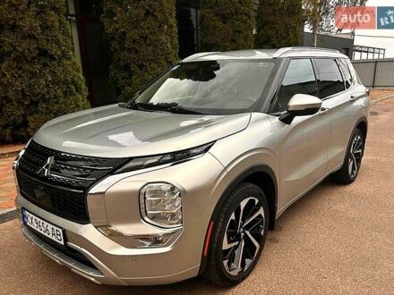 Сірий Міцубісі Аутлендер, об'ємом двигуна 2.5 л та пробігом 88 тис. км за 26300 $, фото 1 на Automoto.ua