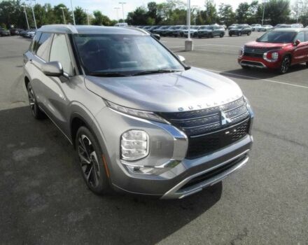 Серый Мицубиси Аутлендер, объемом двигателя 2.4 л и пробегом 19 тыс. км за 13850 $, фото 1 на Automoto.ua