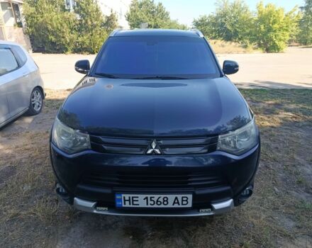 Синий Мицубиси Аутлендер, объемом двигателя 3 л и пробегом 250 тыс. км за 12000 $, фото 1 на Automoto.ua