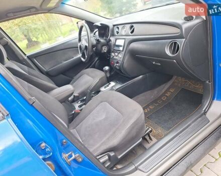 Синій Міцубісі Аутлендер, об'ємом двигуна 2.4 л та пробігом 234 тис. км за 4100 $, фото 24 на Automoto.ua