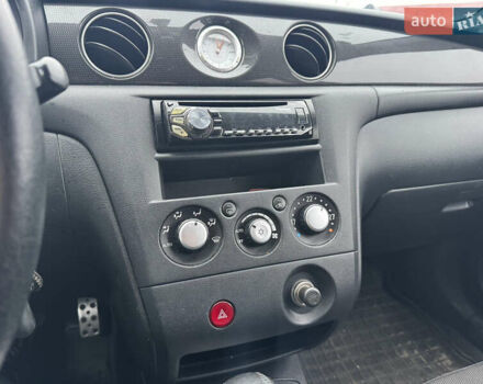 Синий Мицубиси Аутлендер, объемом двигателя 2.4 л и пробегом 245 тыс. км за 4600 $, фото 15 на Automoto.ua