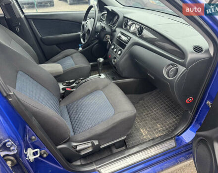 Синий Мицубиси Аутлендер, объемом двигателя 2.4 л и пробегом 245 тыс. км за 4600 $, фото 8 на Automoto.ua