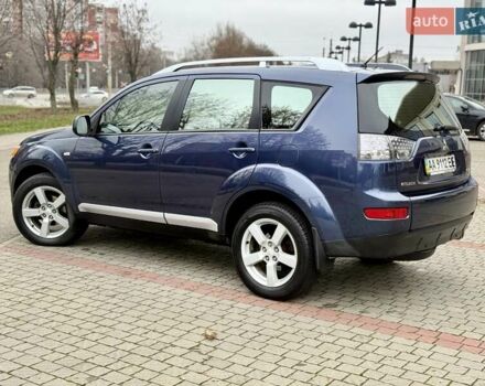 Синій Міцубісі Аутлендер, об'ємом двигуна 3 л та пробігом 197 тис. км за 9200 $, фото 5 на Automoto.ua