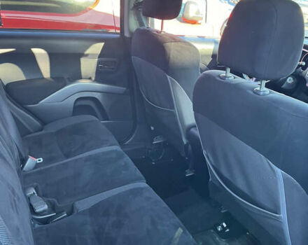 Синий Мицубиси Аутлендер, объемом двигателя 2 л и пробегом 263 тыс. км за 8900 $, фото 25 на Automoto.ua