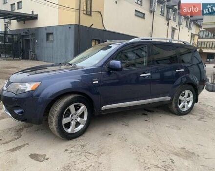 Синий Мицубиси Аутлендер, объемом двигателя 3 л и пробегом 383 тыс. км за 9000 $, фото 12 на Automoto.ua