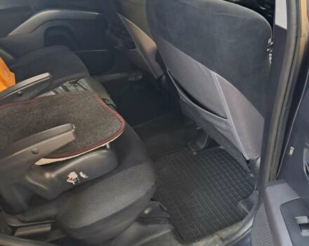 Синий Мицубиси Аутлендер, объемом двигателя 2.4 л и пробегом 160 тыс. км за 8800 $, фото 1 на Automoto.ua