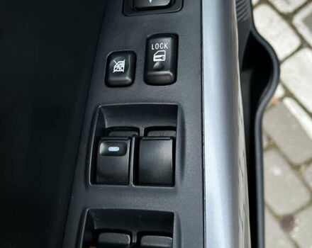 Синий Мицубиси Аутлендер, объемом двигателя 2 л и пробегом 263 тыс. км за 8900 $, фото 29 на Automoto.ua