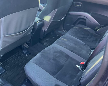 Синий Мицубиси Аутлендер, объемом двигателя 2 л и пробегом 263 тыс. км за 8900 $, фото 24 на Automoto.ua