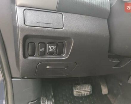 Синий Мицубиси Аутлендер, объемом двигателя 3 л и пробегом 382 тыс. км за 8200 $, фото 15 на Automoto.ua