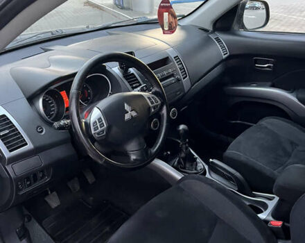 Синий Мицубиси Аутлендер, объемом двигателя 2 л и пробегом 263 тыс. км за 8900 $, фото 22 на Automoto.ua