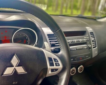 Синій Міцубісі Аутлендер, об'ємом двигуна 3 л та пробігом 228 тис. км за 9000 $, фото 18 на Automoto.ua