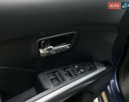 Синій Міцубісі Аутлендер, об'ємом двигуна 2.36 л та пробігом 282 тис. км за 9490 $, фото 18 на Automoto.ua