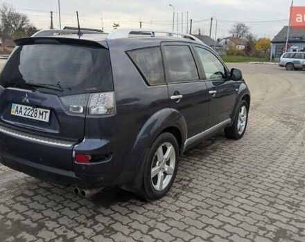 Синий Мицубиси Аутлендер, объемом двигателя 3 л и пробегом 382 тыс. км за 8200 $, фото 9 на Automoto.ua