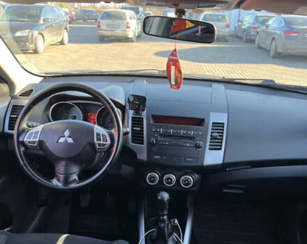 Синий Мицубиси Аутлендер, объемом двигателя 2 л и пробегом 263 тыс. км за 8900 $, фото 26 на Automoto.ua