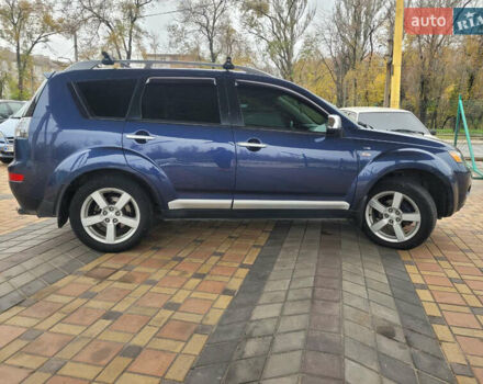 Синий Мицубиси Аутлендер, объемом двигателя 3 л и пробегом 270 тыс. км за 7900 $, фото 9 на Automoto.ua