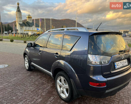 Міцубісі Аутлендер 2008 у Хусте на Automoto.ua Синій Міцубісі Аутлендер, об'ємом двигуна 2.4 л та пробігом 246 тис. км за 7950 $, фото 6 на Automoto.ua