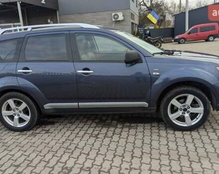 Синий Мицубиси Аутлендер, объемом двигателя 3 л и пробегом 382 тыс. км за 8200 $, фото 8 на Automoto.ua