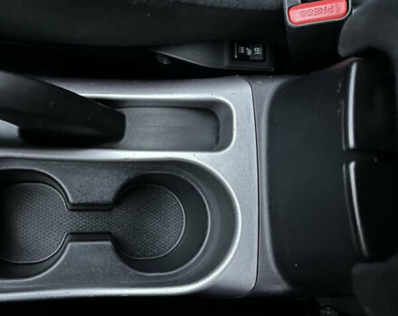 Синий Мицубиси Аутлендер, объемом двигателя 2 л и пробегом 263 тыс. км за 8900 $, фото 32 на Automoto.ua