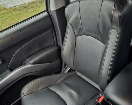 Синій Міцубісі Аутлендер, об'ємом двигуна 2.4 л та пробігом 282 тис. км за 10500 $, фото 5 на Automoto.ua