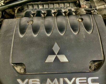 Синій Міцубісі Аутлендер, об'ємом двигуна 3 л та пробігом 228 тис. км за 9000 $, фото 9 на Automoto.ua