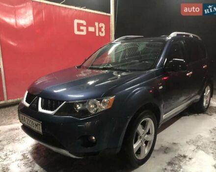Синий Мицубиси Аутлендер, объемом двигателя 3 л и пробегом 340 тыс. км за 9555 $, фото 6 на Automoto.ua