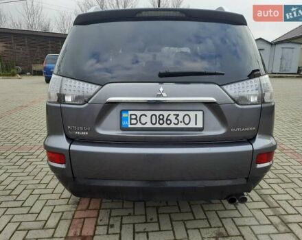Синий Мицубиси Аутлендер, объемом двигателя 2 л и пробегом 200 тыс. км за 10500 $, фото 11 на Automoto.ua