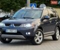 Синий Мицубиси Аутлендер, объемом двигателя 3 л и пробегом 190 тыс. км за 10500 $, фото 1 на Automoto.ua