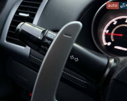 Синий Мицубиси Аутлендер, объемом двигателя 2.18 л и пробегом 289 тыс. км за 9990 $, фото 24 на Automoto.ua