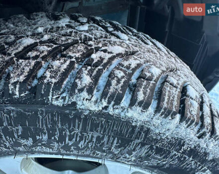 Синий Мицубиси Аутлендер, объемом двигателя 2 л и пробегом 252 тыс. км за 11500 $, фото 10 на Automoto.ua