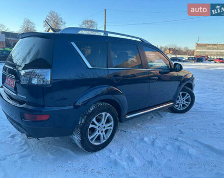Синий Мицубиси Аутлендер, объемом двигателя 2 л и пробегом 252 тыс. км за 11500 $, фото 5 на Automoto.ua